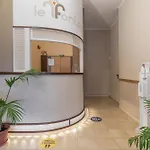 Stylish Le Fontane 1 Bedrapt B3 Sleeps 3 * Віллазімьюс