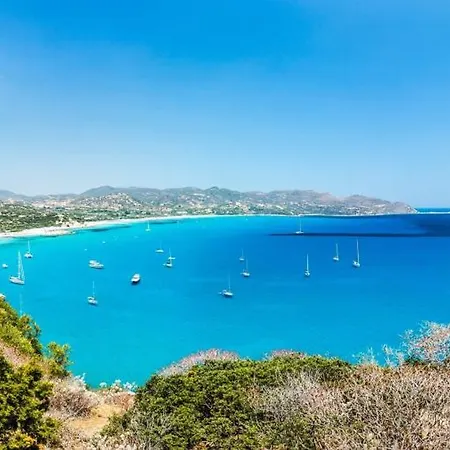 Stylish Le Fontane 1 Bedrapt B3 Sleeps 3 Appartamento Villasimius